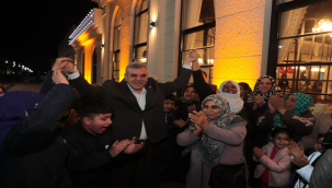 Başkan Beyazgül Şehre Kazandırdı İlk Sahuru İhtiyaç Sahipleriyle Yaptı