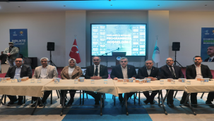 Başkan Beyazgül, ''Uzaktan Gazel Okumakla Olmaz, Biz Bu Şehre Sevdalıyız''