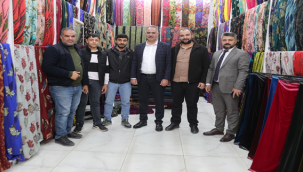 Başkan Mehmet Kuş Eyyübiyelileri Tek Tek Dinliyor