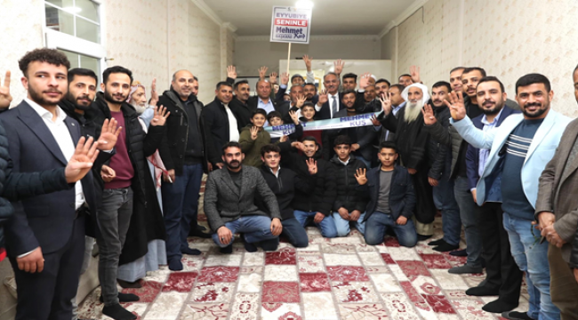 Başkan Mehmet Kuş Sahura Kadar Halkla Birlikte