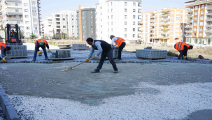 Doğukent'te yeni yollar kilitli parkeyle döşeniyor