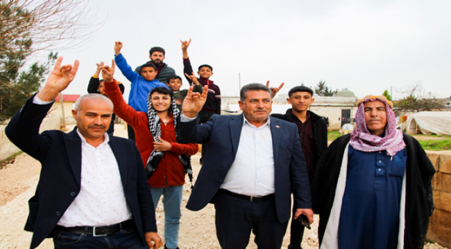 Harran'da kırsal mahalle içi asfaltlama devam ediyor