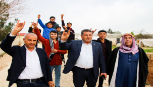 Harran'da kırsal mahalle içi asfaltlama devam ediyor