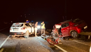 Şanlıurfa'da iki otomobil çarpıştı, 1 ölü, 2 yaralı 