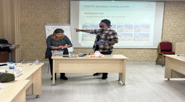 Şanlıurfa'da sağlık personeline "Hastane Öncesi Obstetrik Aciller Eğitimi"