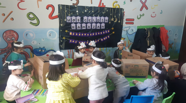 Sevgi Kolileri Ailelerle Buluşturuldu