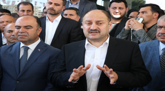 Başkan Kasım Gülpınar tebrikleri kabul etti