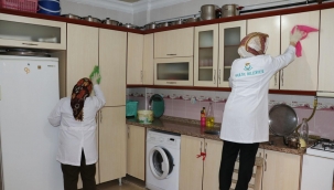 Bayram öncesi evde bakım hizmeti ile yüzler gülüyor 