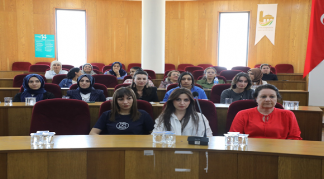 Eş Başkan Yorgun kadın çalışanlarla bir araya geldi 