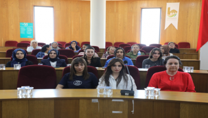 Eş Başkan Yorgun kadın çalışanlarla bir araya geldi 