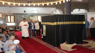 Hacı adaylarına yönelik kabe maketli seminer düzenlendi