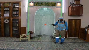 Haliliye Belediyesi Camileri Gül Suyu İle Temizledi