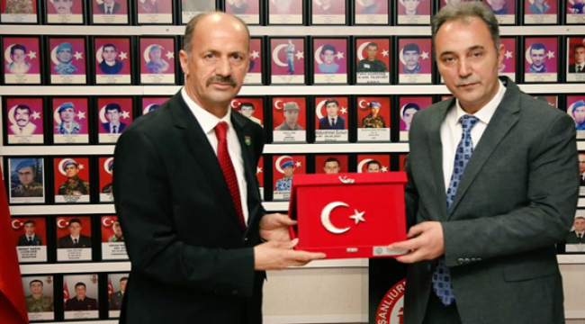 İl Emniyet Müdürü Bildirici'den Şehit ve Gaziler Derneği'ne Ziyaret 