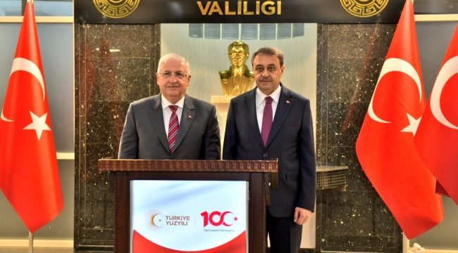 Millî Savunma Bakanı Yaşar Güler Şanlıurfa'da