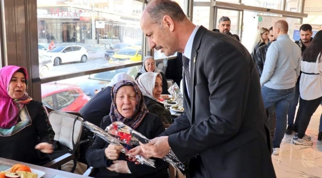 Başkan Mehmet Yavuz'dan Anneler Günü Mesajı