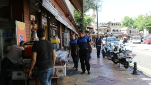 Büyükşehir Zabıtasından ambalaj denetimi