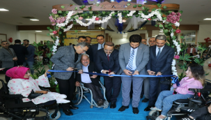 Engelli bireylerin el emeği göz nuru ürünleri sergilendi