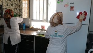 Haliliye Belediyesi haneleri dip bucak temizliyor 