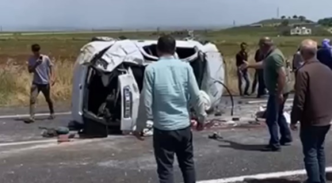 Hilvan'da otomobil devrildi, 5 yaralı