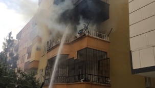 Şanlıurfa'da bina yangın korkuttu 