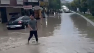 Şanlıurfa'da sağanak ve dolu etkili oldu