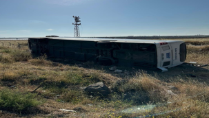 Suruç yolunda otobüs devrildi, 5 yaralı