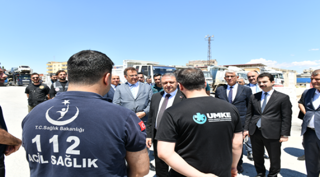 Vali Şıldak, Akçakale Gümrük kapısında temaslarda bulundu