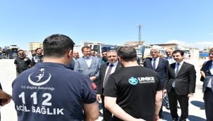 Vali Şıldak, Akçakale Gümrük kapısında temaslarda bulundu