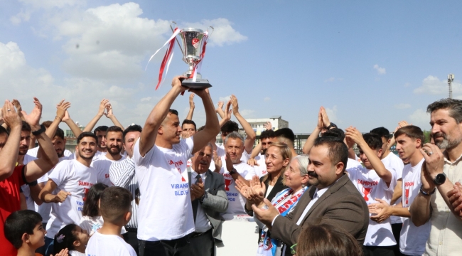 Viranşehir Belediyesi kupasına kavuştu 