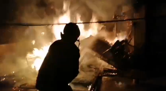 Haliliye'de korkutan yangın!