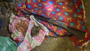 Siverek'te 5 adrese kaçak silah operasyonu!