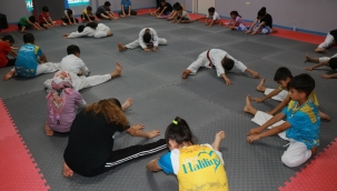 Çocuklar Tekvando ve Futbol Kursuna yoğun ilgi gösteriyor