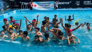 Hem öğreniyorlar hem de serinliyorlar 