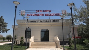 Karaköprü'de başarılı öğrenciler ödüllendirildi