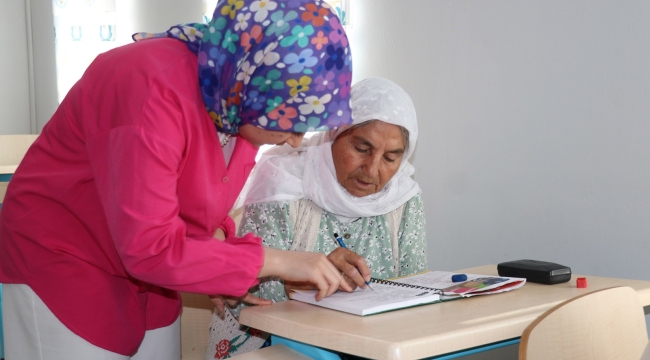 Kısas Kültür Merkezi İle Kadınlar Hem Öğreniyor Hem Üretiyor  