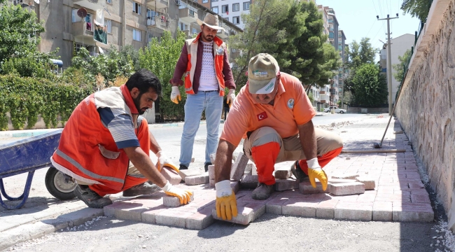Muhtarlar, Üstyapı Hizmetleri İçin Başkan Canpolat'a Teşekkür Etti