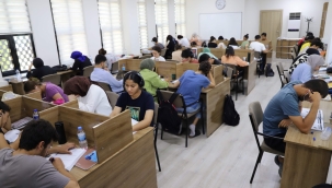 Öğrencilerin Ders Çalışmak İçin Tercihi Karaköprü Belediyesi Okuma Evleri