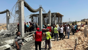 Şanlıurfa'da inşaat çöktü!