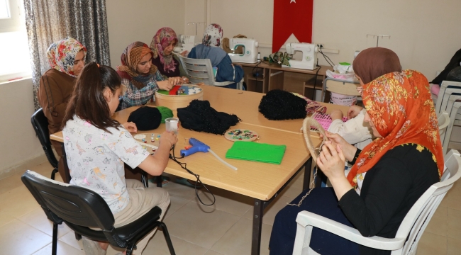 Süleymaniye Milletevi İle 385 Kadın Meslek Öğrendi  