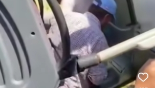 Urfa'da yolcu otobüsü devrildi 