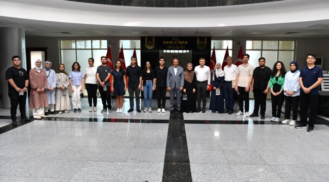 Vali Şıldak, Başarılı öğrencileri konuk etti
