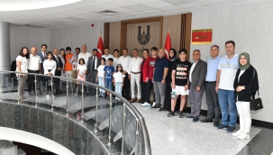 Vali Şıldak LGS birincilerini misafir etti