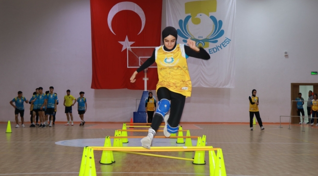 Haliliye Belediyesi, Besyo'ya Hazırlanan Gençlere Destek Veriyor