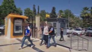 Şanlıurfa'da 14 kişiyi dolandıran şahıs İzmir'de yakalandı!