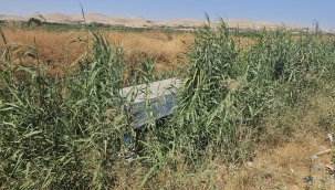 Şanlıurfa'da araç tahliye kanalına uçtu