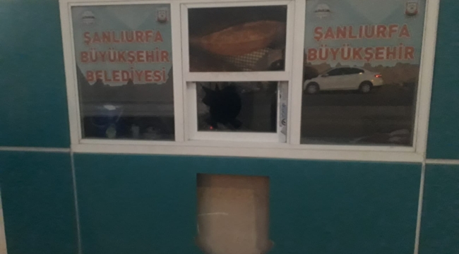 Şanlıurfa'da halkın ekmek büfesine saldırı