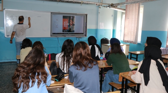 Haliliye Belediyesi, Dershane Hizmetiyle Gençlerin Yanında Oluyor