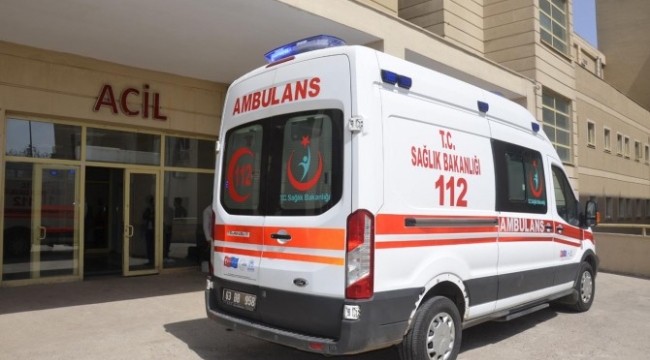 Şanlıurfa'da mevsimlik işçileri taşıyan minibüs devrildi: 11 yaralı