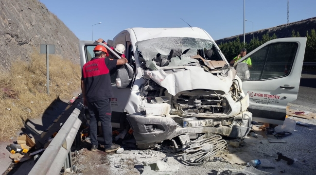 Şanlıurfa- Gaziantep otoyolunda kaza, 1 ağır yaralı
