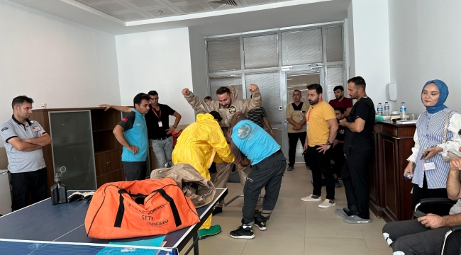 Suruç Devlet Hastanesi'nde KBRN tatbikatı